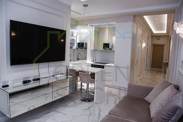 2-к квартира, 80 кв.м., микрорайон Светлана, Гагринская улица, 3/8